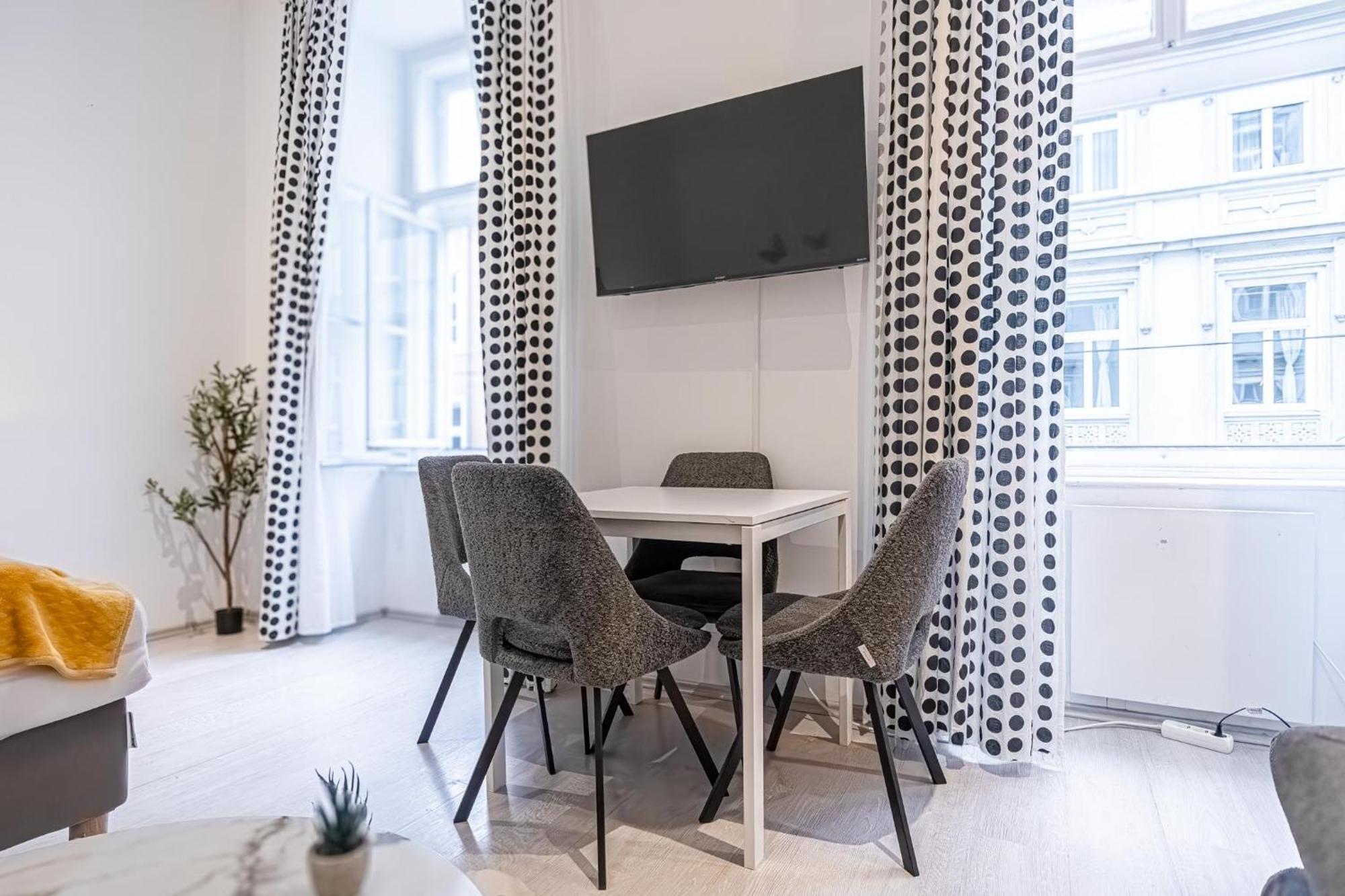 Cozy 1Br - Perfect For Long Stays Vienne Extérieur photo